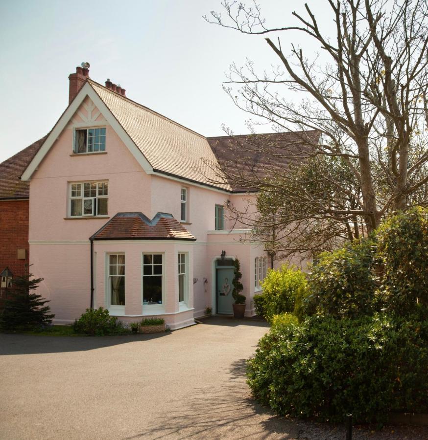 St Katharine'S House Bed & Breakfast มิลฟอร์ดเฮเวน ภายนอก รูปภาพ